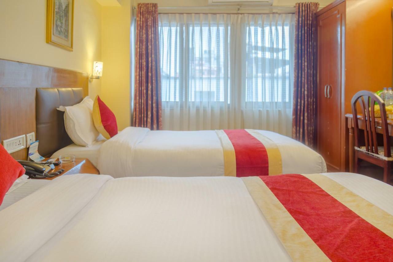 Skyline Hotel Катманду Екстер'єр фото