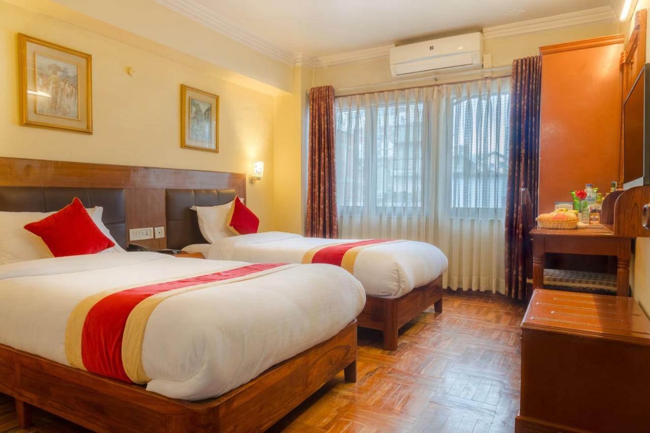 Skyline Hotel Катманду Екстер'єр фото