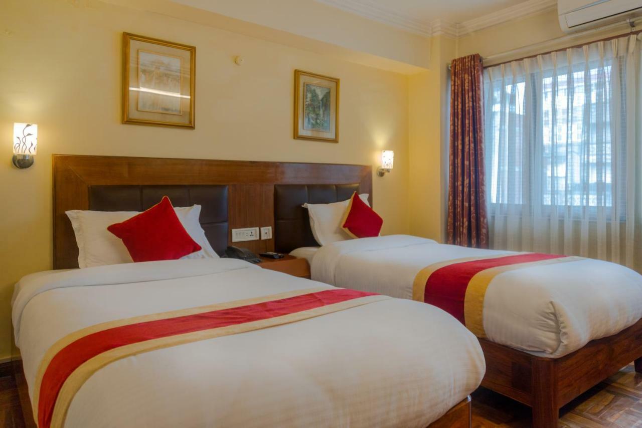 Skyline Hotel Катманду Екстер'єр фото