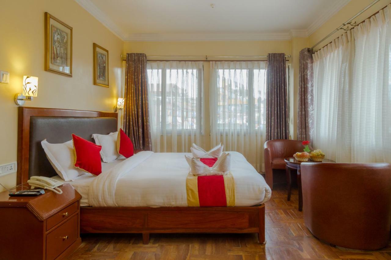 Skyline Hotel Катманду Екстер'єр фото